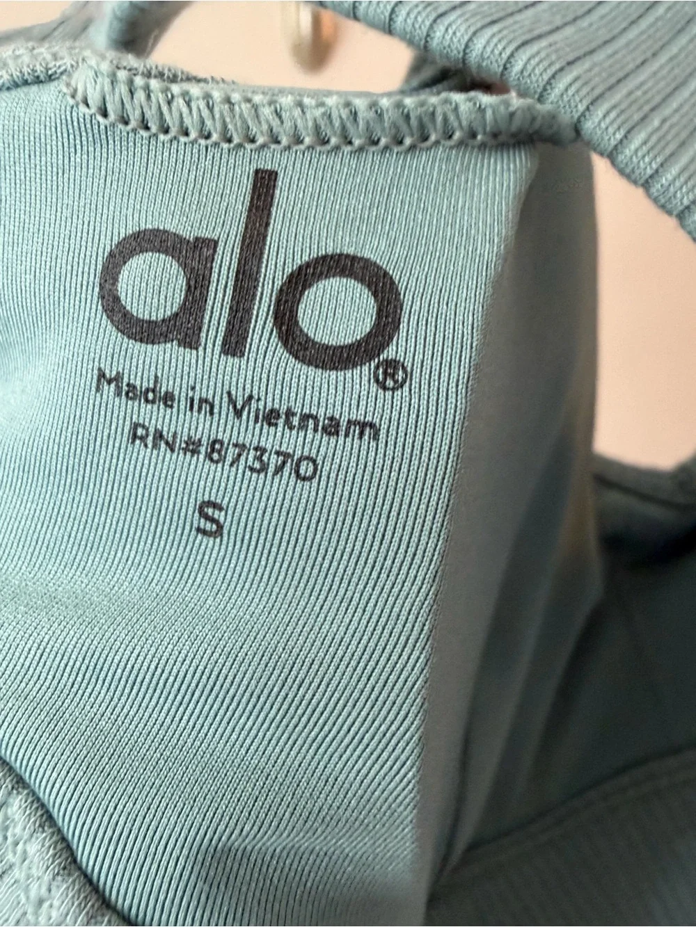 Alo Yoga Ribbed Blissful Bra Sz S Blue Skies Racerback VGUC